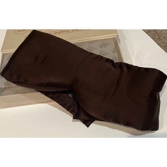 Samadhaan 100% Mulberry Silk Sleep Mask for Side Sleepers Eye Mask Nose Wing - Picture 6 of 8